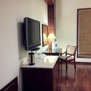 The Ocean Pearl Retreat *** New Delhi